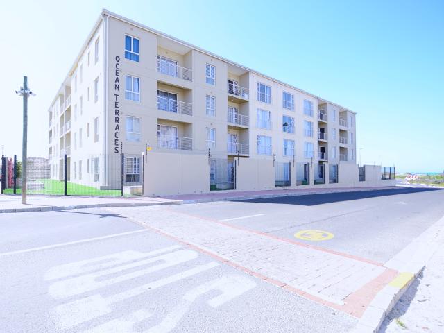 2 Bedroom Apartment in Muizenberg