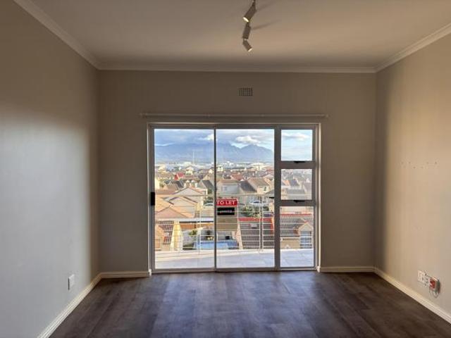 2 Bedroom Apartment in Muizenberg