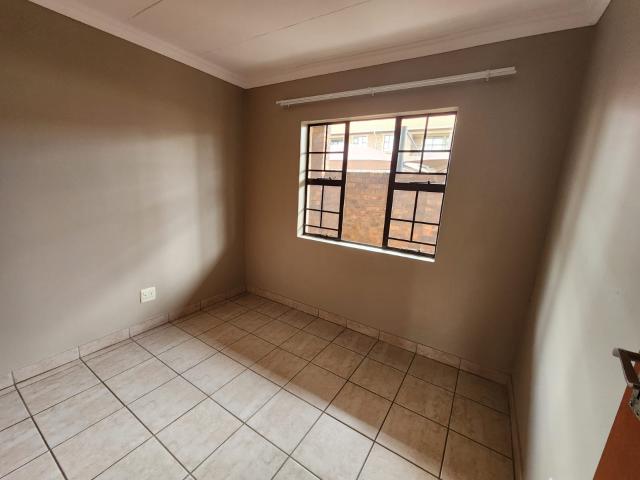 2 Bedroom Apartment in Magalieskruin