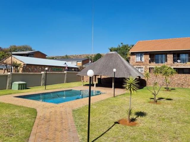 2 Bedroom Apartment in Magalieskruin