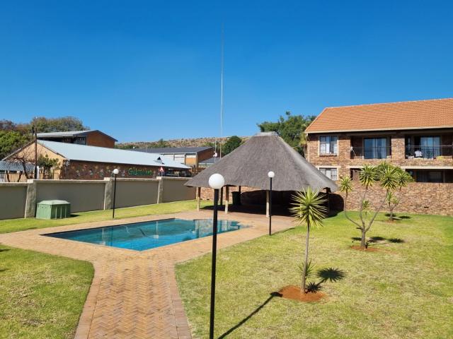 2 Bedroom Apartment in Magalieskruin