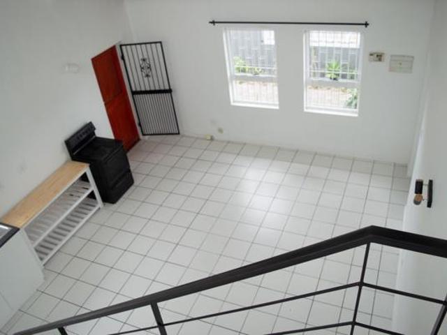 2 Bedroom Apartment in Maitland