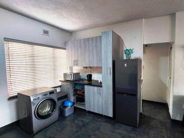2 Bedroom Apartment in Manaba Beach