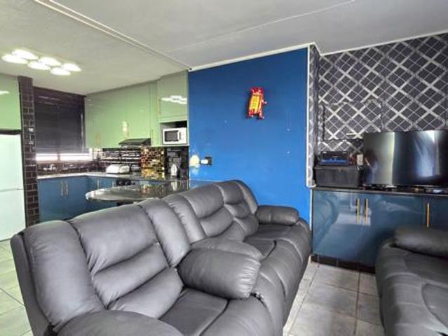 2 Bedroom Apartment in Manaba Beach