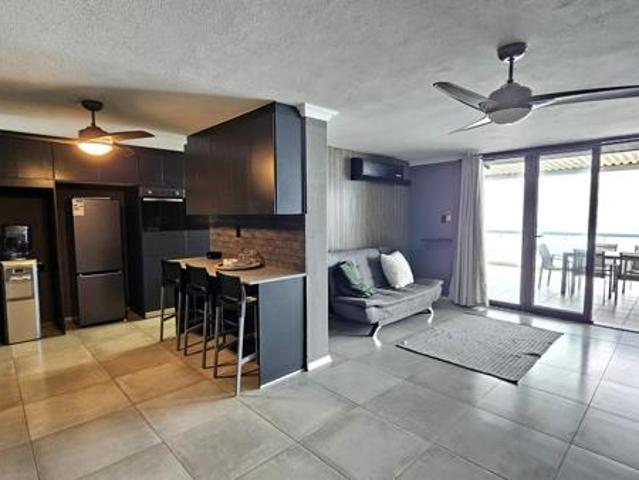 2 Bedroom Apartment in Manaba Beach