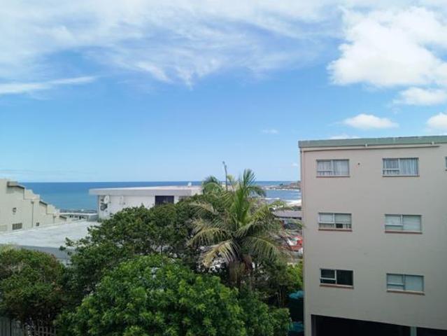 2 Bedroom Apartment in Manaba Beach