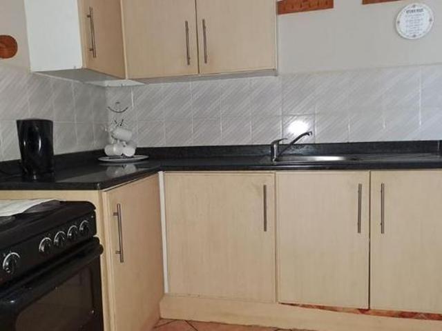 2 Bedroom Apartment in Manaba Beach