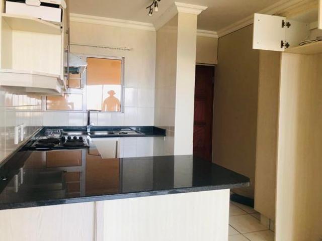2 Bedroom Apartment in Manaba Beach