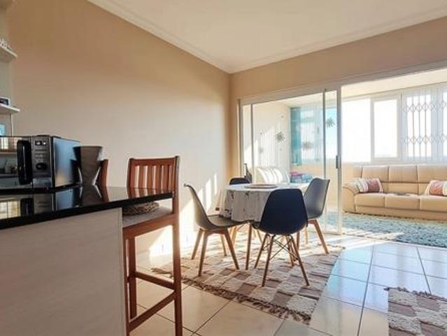 2 Bedroom Apartment in Manaba Beach