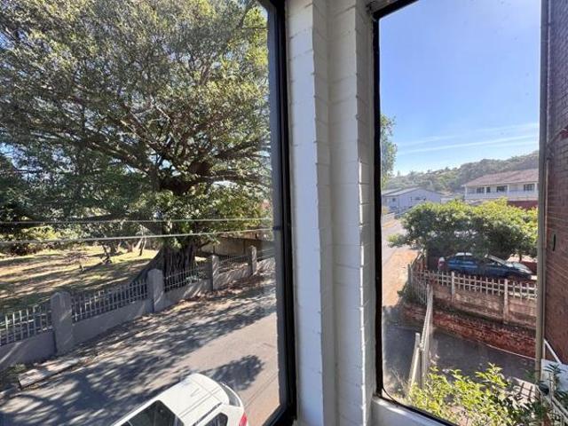 2 Bedroom Apartment in Manaba Beach