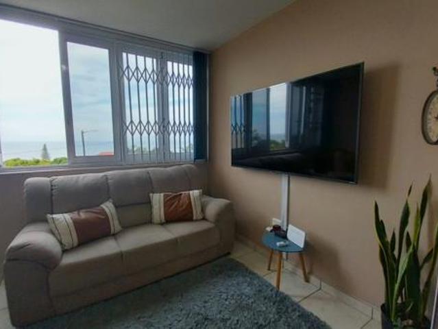 2 Bedroom Apartment in Manaba Beach