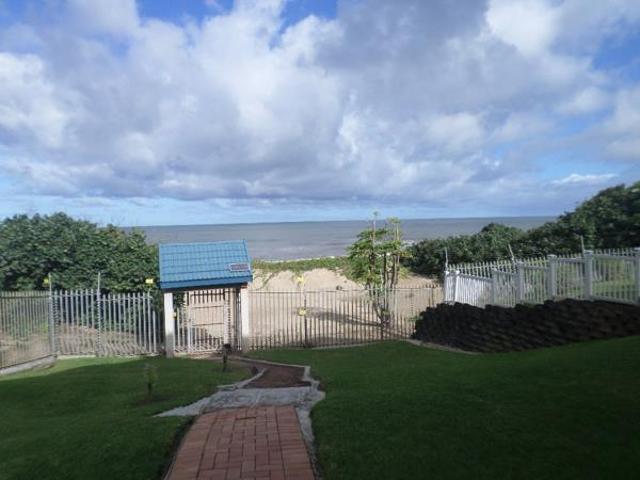 2 Bedroom Apartment in Manaba Beach