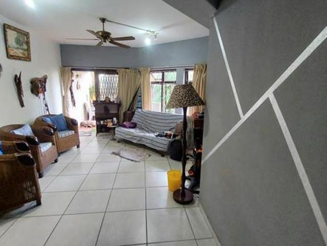 2 Bedroom Apartment in Manaba Beach