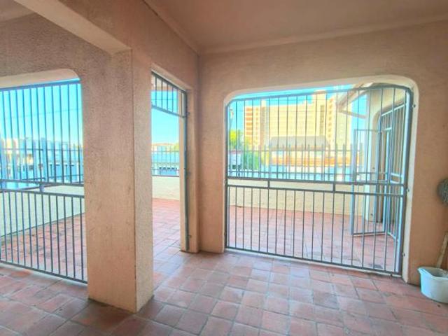 2 Bedroom Apartment in Margate