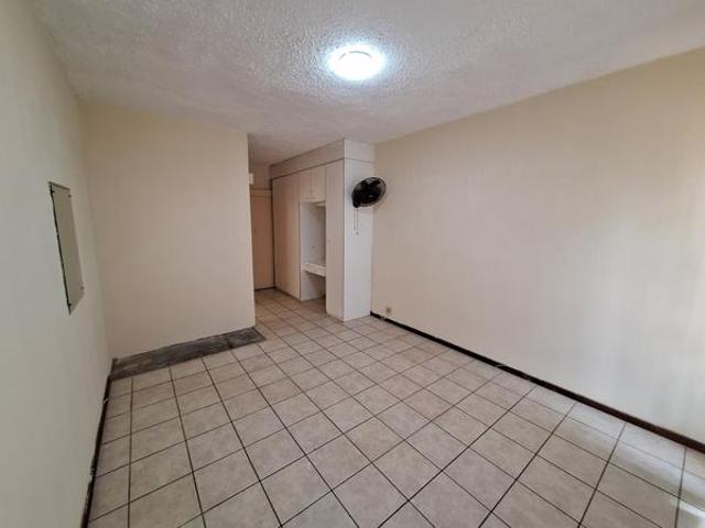 2 Bedroom Apartment in Margate