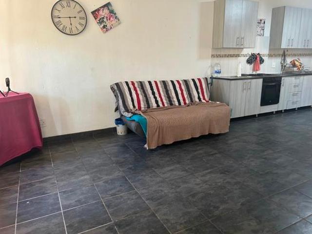2 Bedroom Apartment in Margate