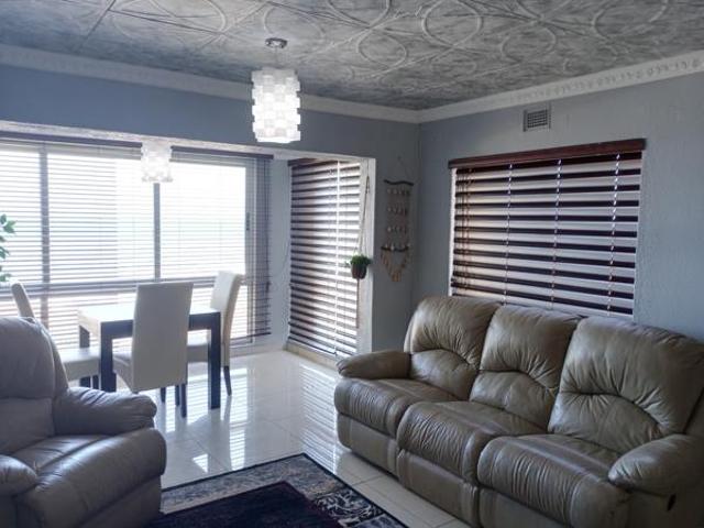 2 Bedroom Apartment in Margate