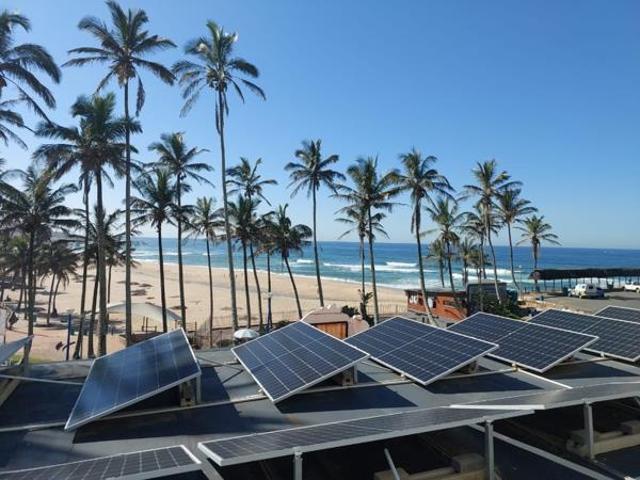 2 Bedroom Apartment in Margate Beach