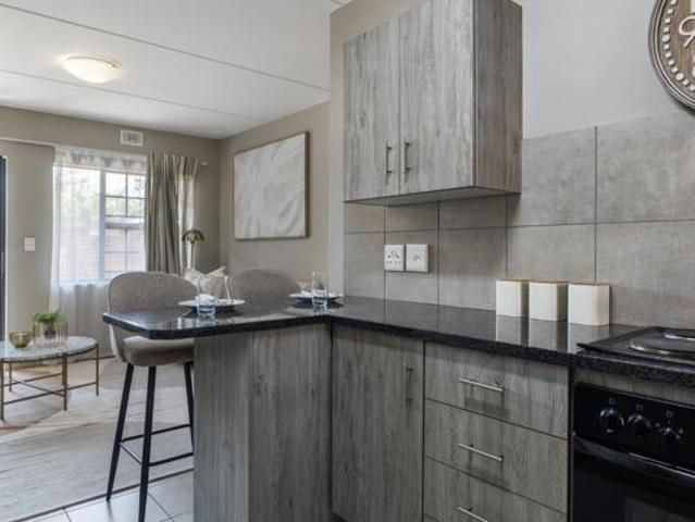 2 Bedroom Apartment in Mayfield Park