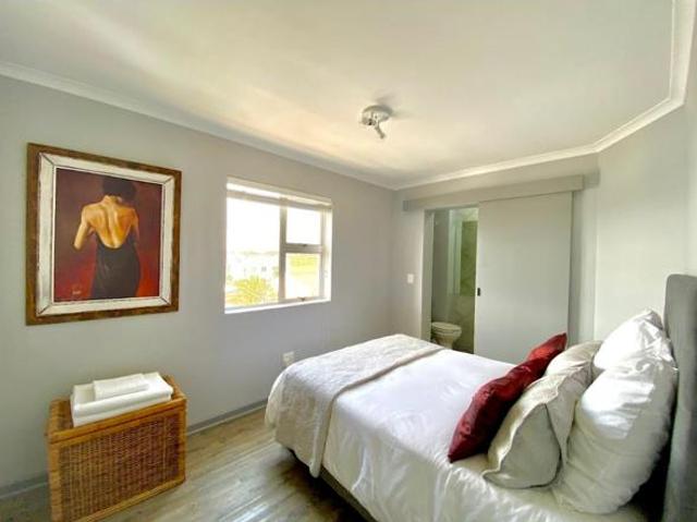 2 Bedroom Apartment in Melkbosstrand