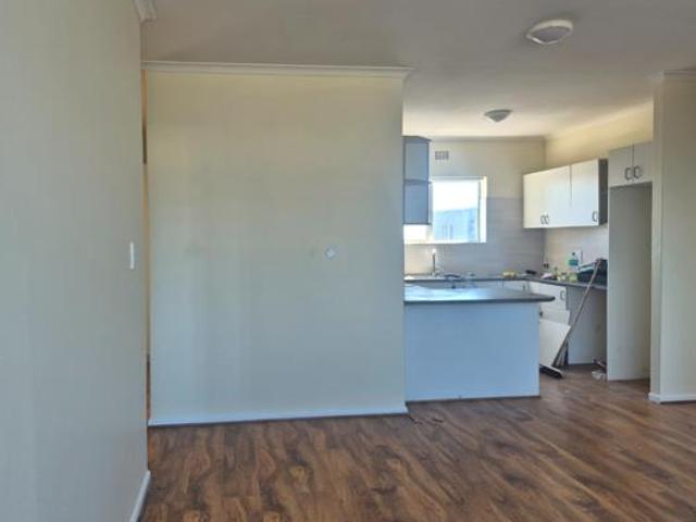 2 Bedroom Apartment in Melkbosstrand
