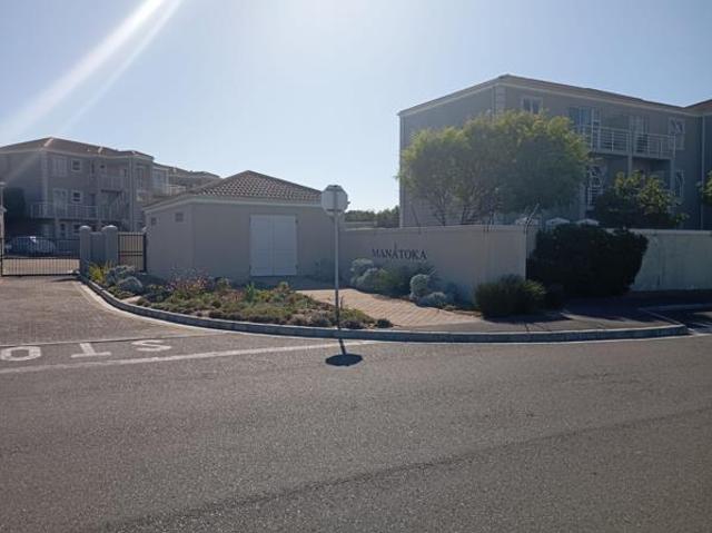 2 Bedroom Apartment in Melkbosstrand