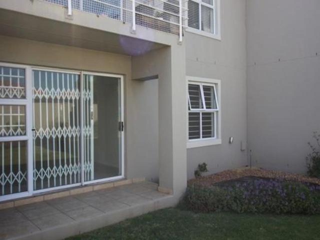 2 Bedroom Apartment in Melkbosstrand
