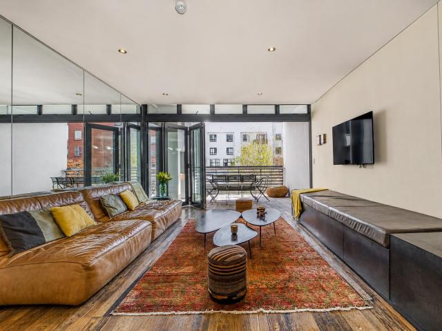 2 Bedroom Apartment in Melrose Arch