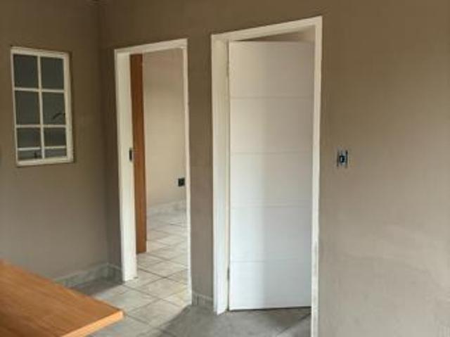 2 Bedroom Apartment in Menlo Park