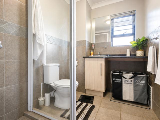 2 Bedroom Apartment in Menlo Park