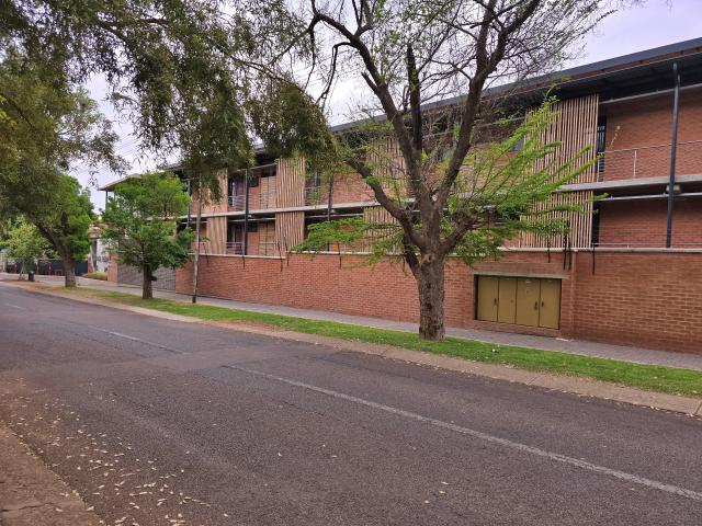 2 Bedroom Apartment in Menlo Park