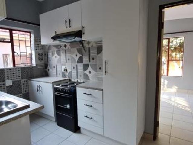 2 Bedroom Apartment in Meyerspark