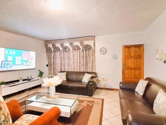 2 Bedroom Apartment in Middelburg Central