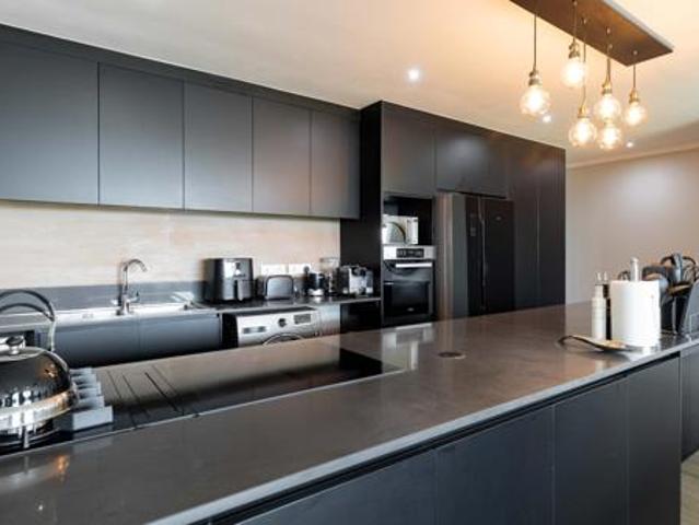 2 Bedroom Apartment in Midfield Estate