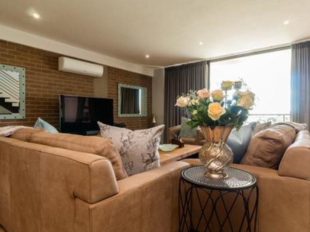 2 Bedroom Apartment in Midfield Estate