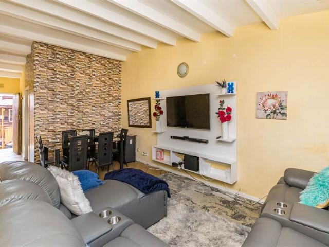 2 Bedroom Apartment in Mindalore