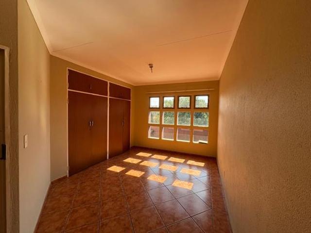 2 Bedroom Apartment in Mkhondo Piet Retief