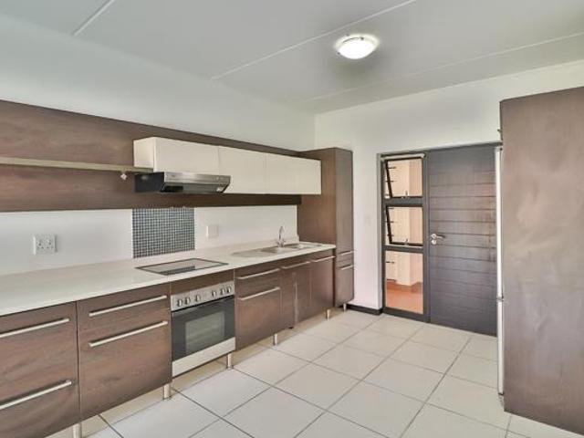 2 Bedroom Apartment in Modderfontein