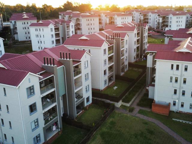 2 Bedroom Apartment in Modderfontein