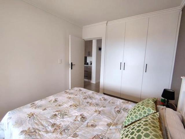 2 Bedroom Apartment in Mooikloof Country Estate