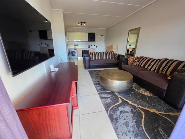 2 Bedroom Apartment in Mooikloof Equestrian Estate