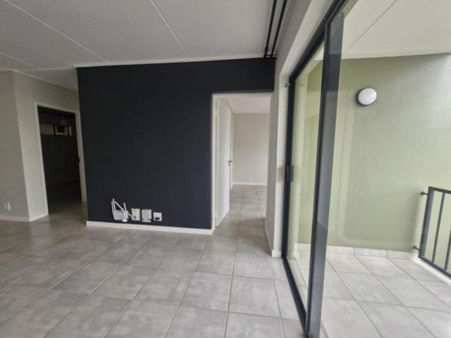 2 Bedroom Apartment in Mooikloof Glen Estate