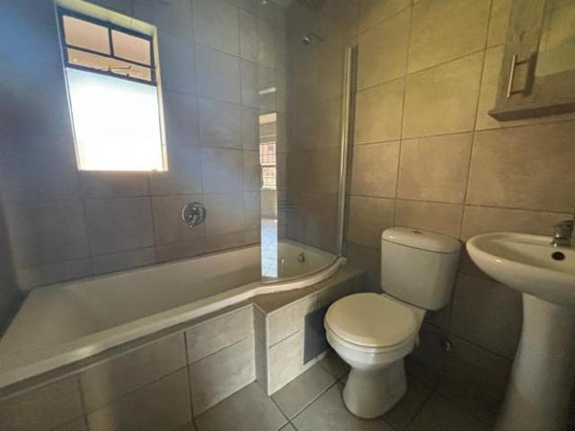 2 Bedroom Apartment in Montana Park