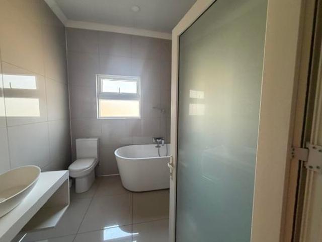 2 Bedroom Apartment in Morningside Manor