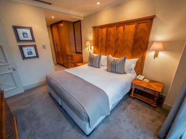 2 Bedroom Apartment in Morningside