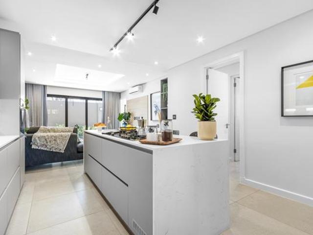 2 Bedroom Apartment in Morningside