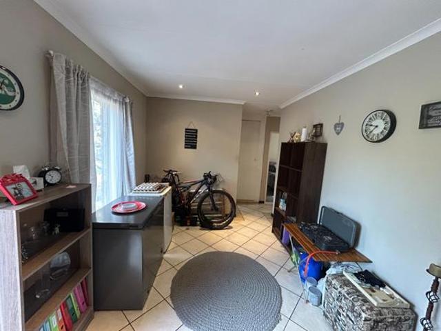 2 Bedroom Apartment in Moreleta Park