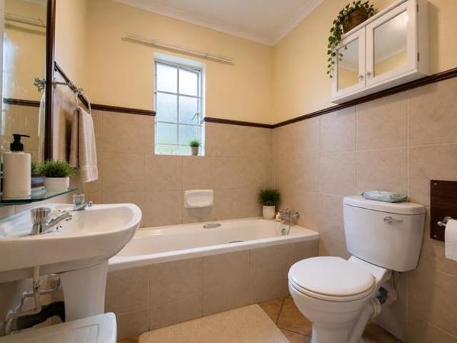 2 Bedroom Apartment in Moreleta Park