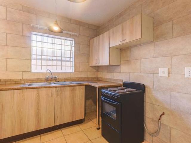 2 Bedroom Apartment in Moreleta Park