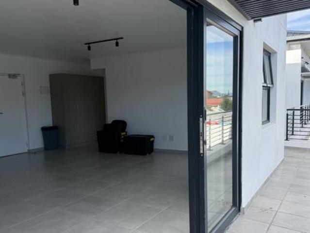 2 Bedroom Apartment in Mowbray